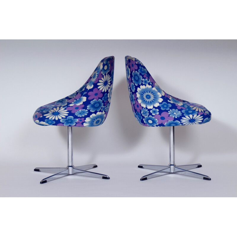 Pair of vintage swivel chairs in chrome and fabric, Czechoslovakia 1970