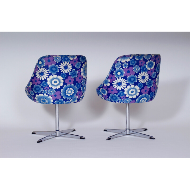 Pair of vintage swivel chairs in chrome and fabric, Czechoslovakia 1970