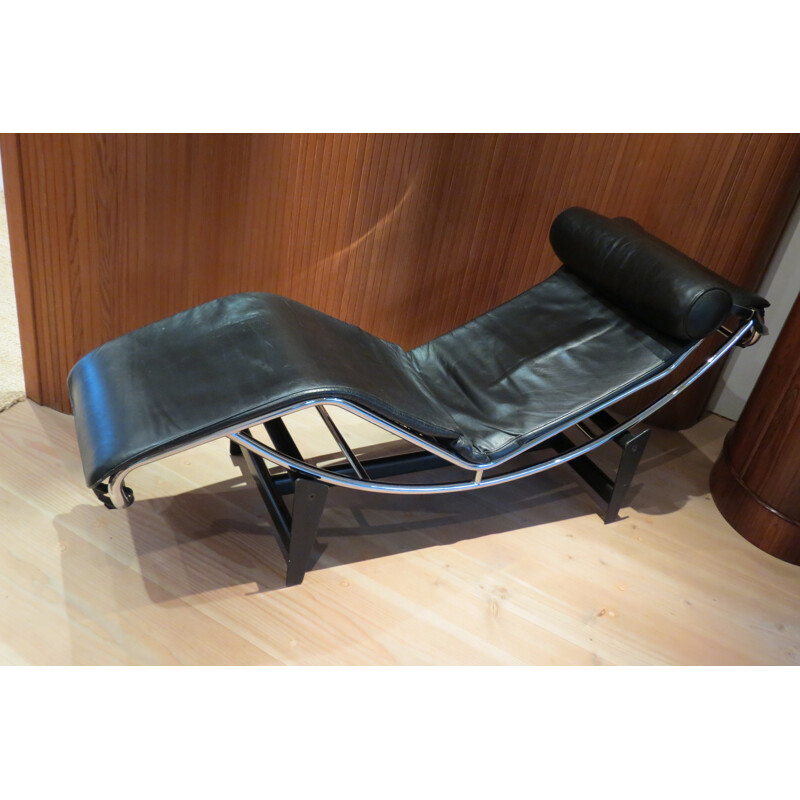Leather and chrome lounge chair, LE CORBUSIER, Pierre JEANNERET & Charlotte PERRIAND - 1970s