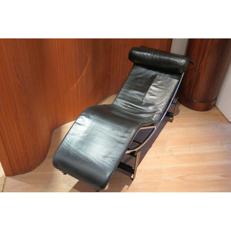 Leather and chrome lounge chair, LE CORBUSIER, Pierre JEANNERET & Charlotte PERRIAND - 1970s