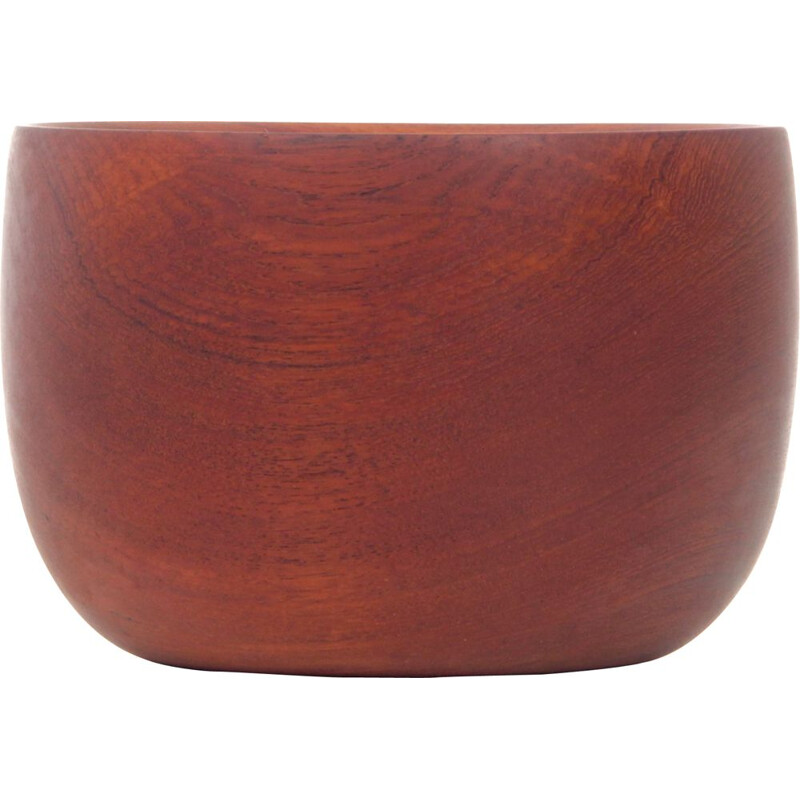 Large Scandinavian bowl in teak