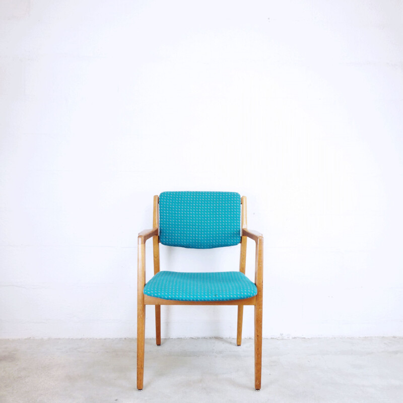 Coppia di sedie scandinave vintage in tessuto blu e legno 1960