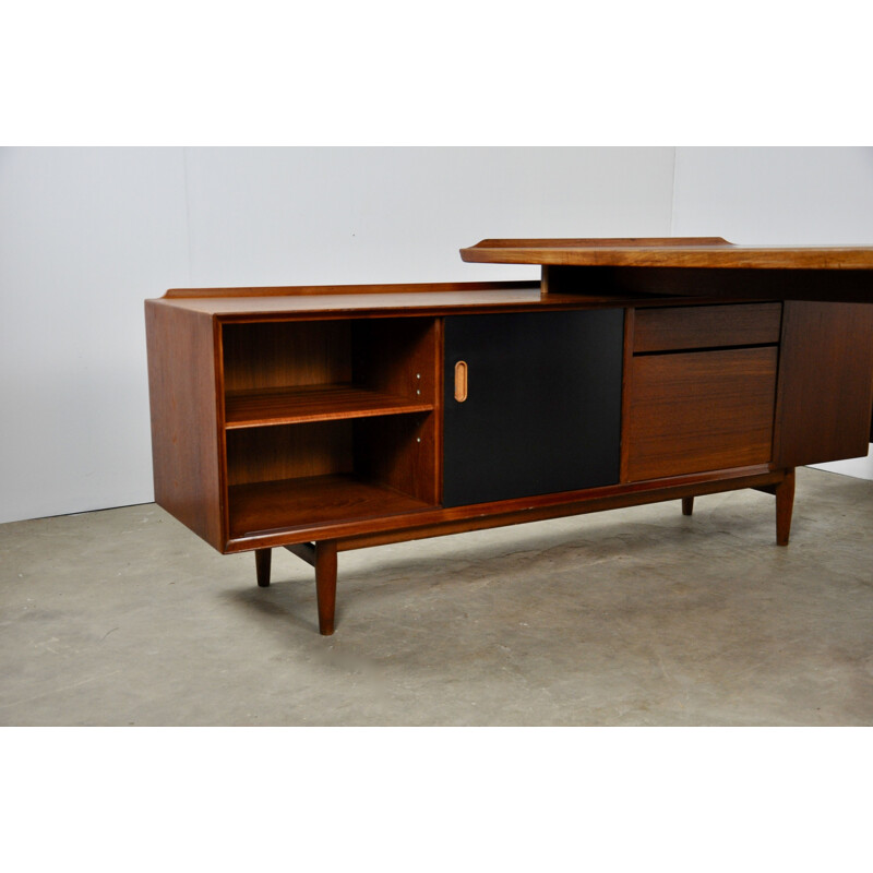 Vintage scandinavian desk for Sibast in teak 1950