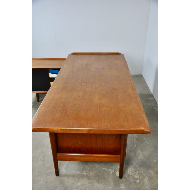 Vintage scandinavian desk for Sibast in teak 1950