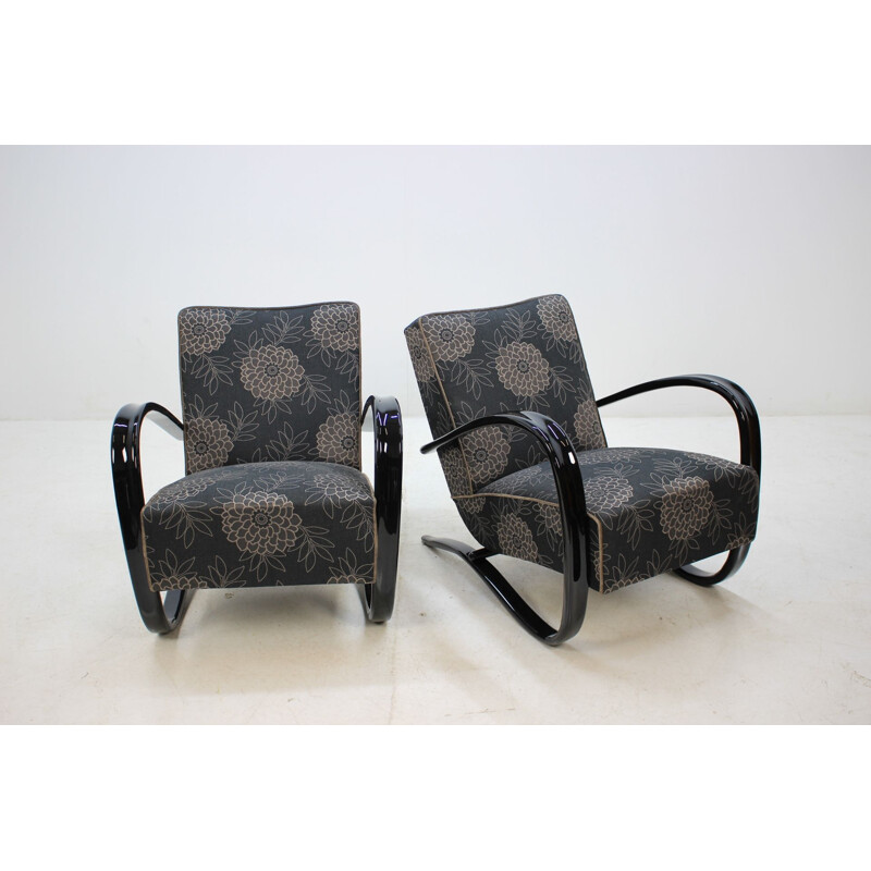 Pair of black H-269 armchairs by Jindrich Halabala