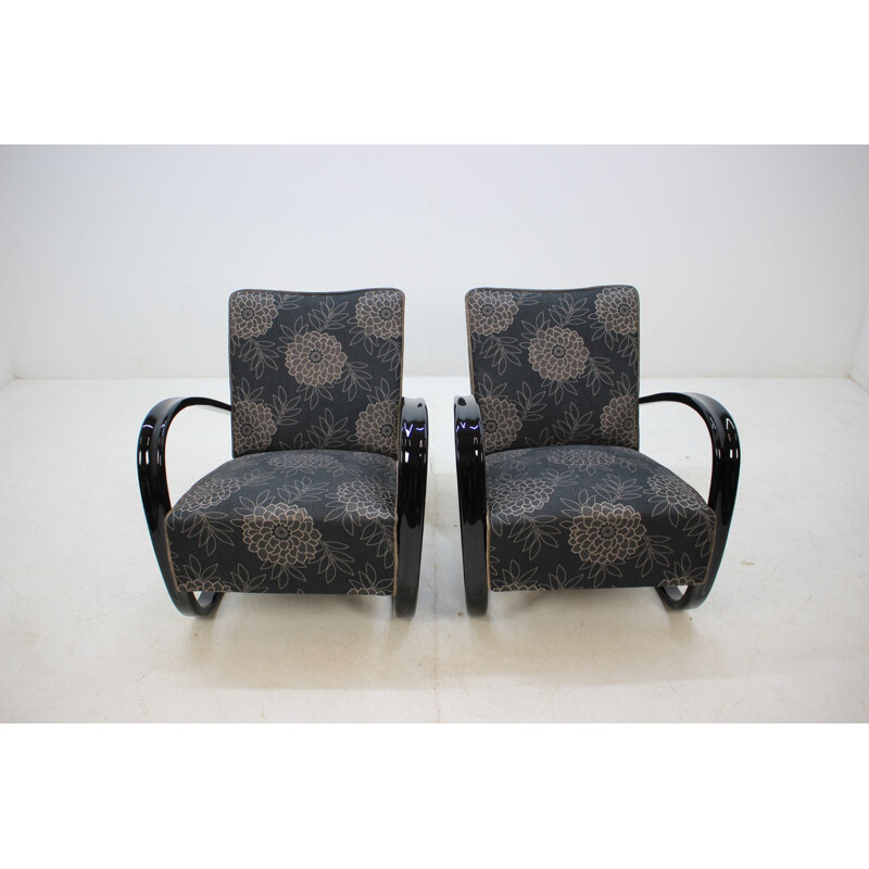 Pair of black H-269 armchairs by Jindrich Halabala