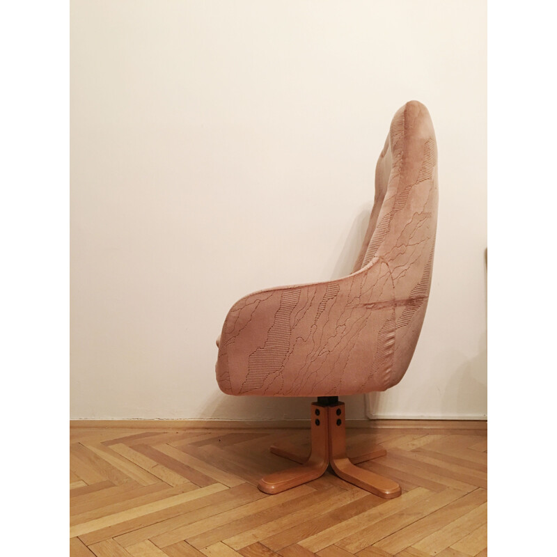 Vintage czech Egg armchair in beige fabric and wood 1960