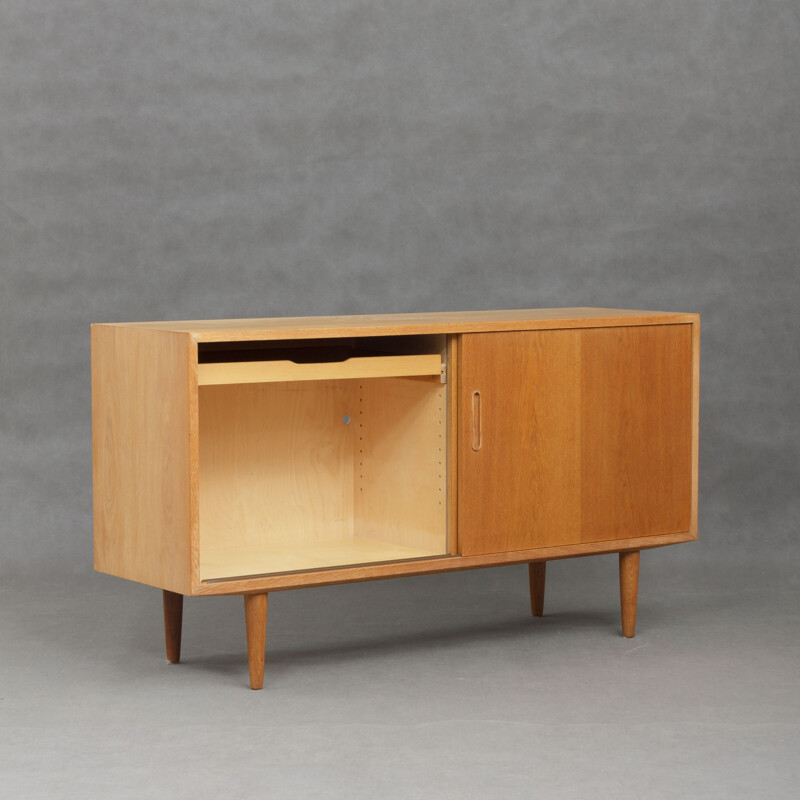 Vintage small oakwood sideboard by Poul Hundevad 1960