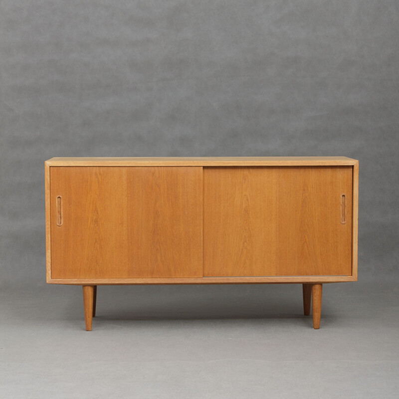 Vintage small oakwood sideboard by Poul Hundevad 1960