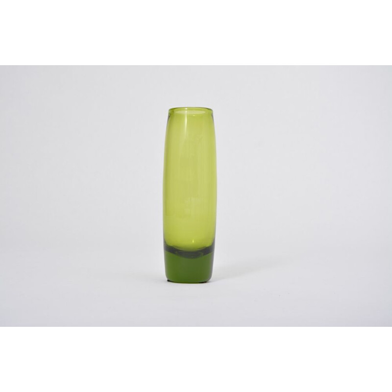 Vaso vintage scandinavo Maygreen par Lütken pour Holmegaard, 1960