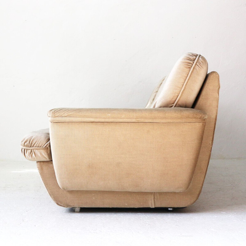 Vintage german sofa in beige fabric 1970