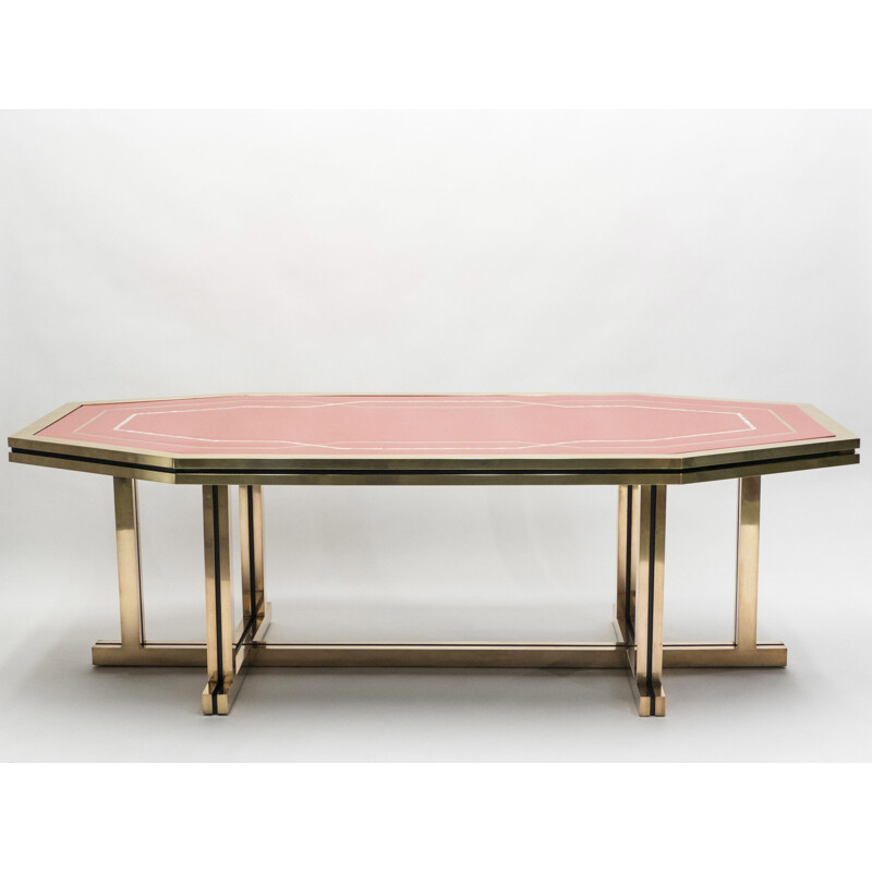 Vintage red lacquered table in brass 1970