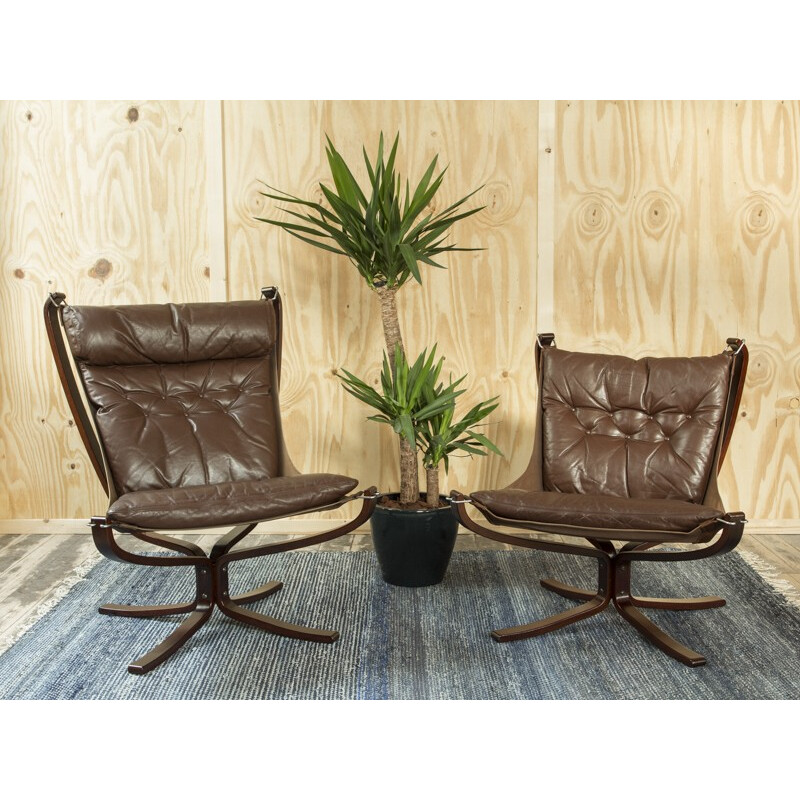 Pair of Falcon armchairs in brown leather and beechwood, Sigurd RESSELL - 1970s