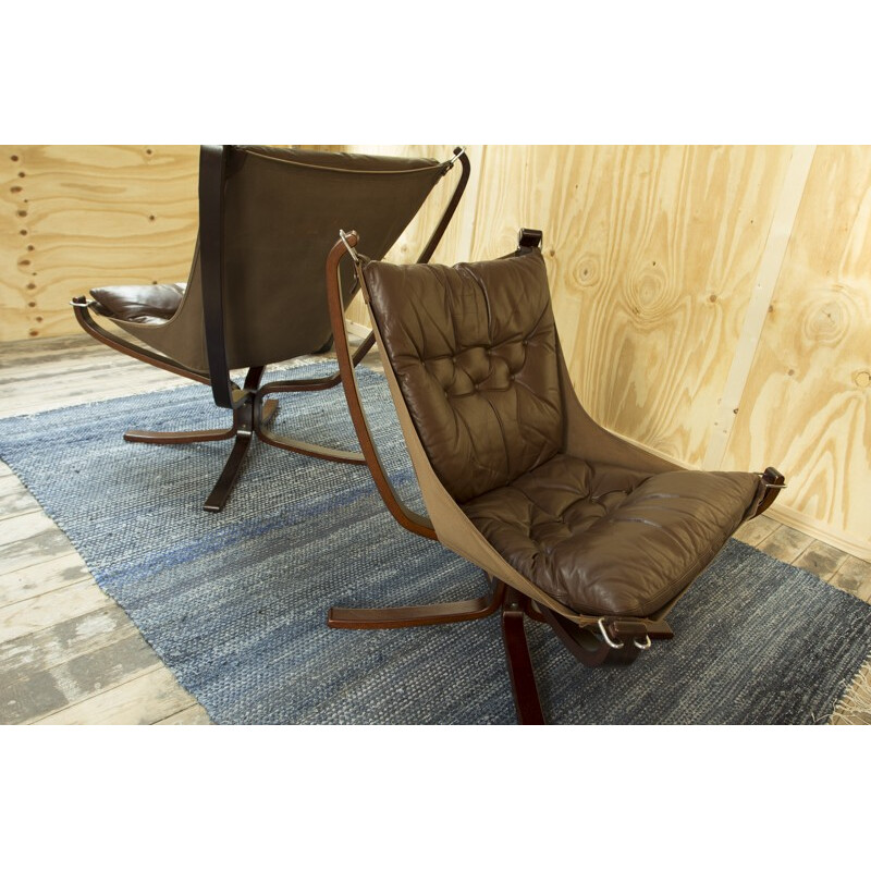 Pair of Falcon armchairs in brown leather and beechwood, Sigurd RESSELL - 1970s