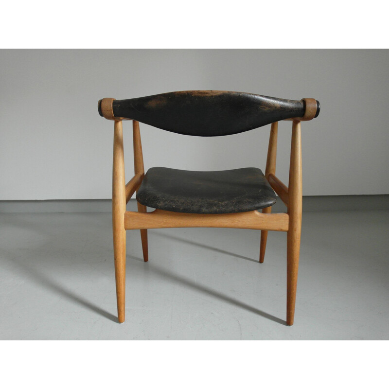 CH-34 chair by Hans J. Wegner for Carl Hansen