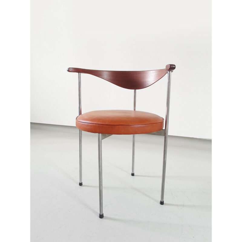 Side chair in leather by Frederik Sieck for Fritz Hansen