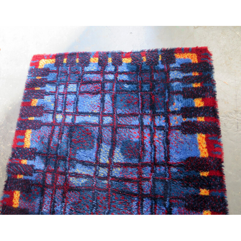 Vintage multicoloured carpet in wool