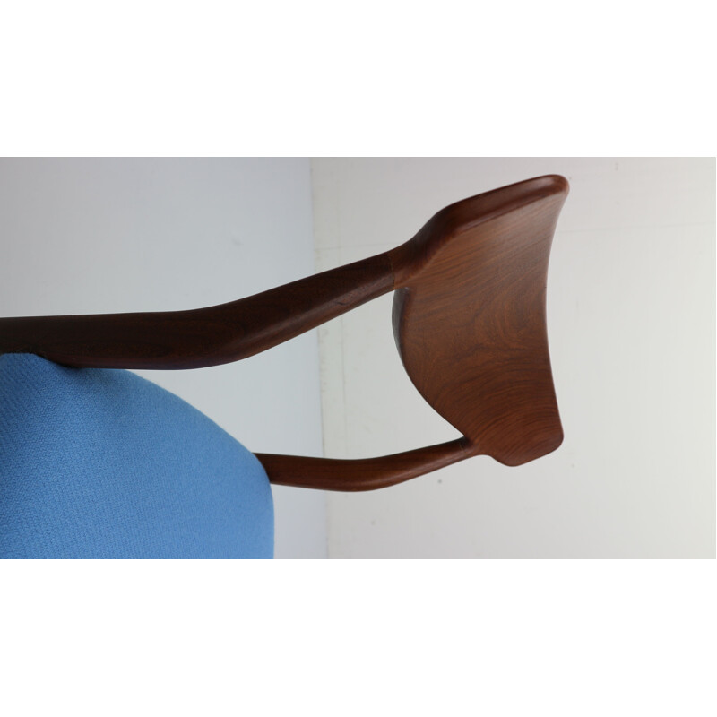 Set of 2 blue chairs in teak by Harry Østergaard