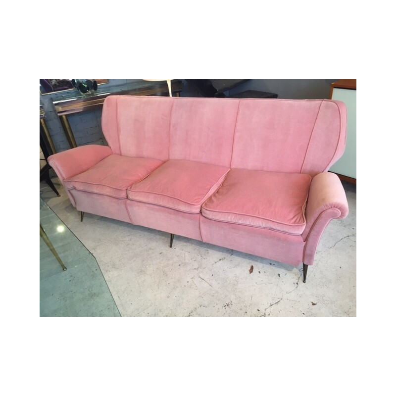 3 seater vintage sofa in brass and pink velvet - 1950s