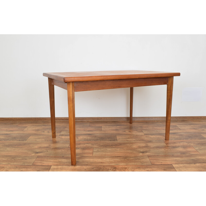 Extendable dining table in teak by Furbo