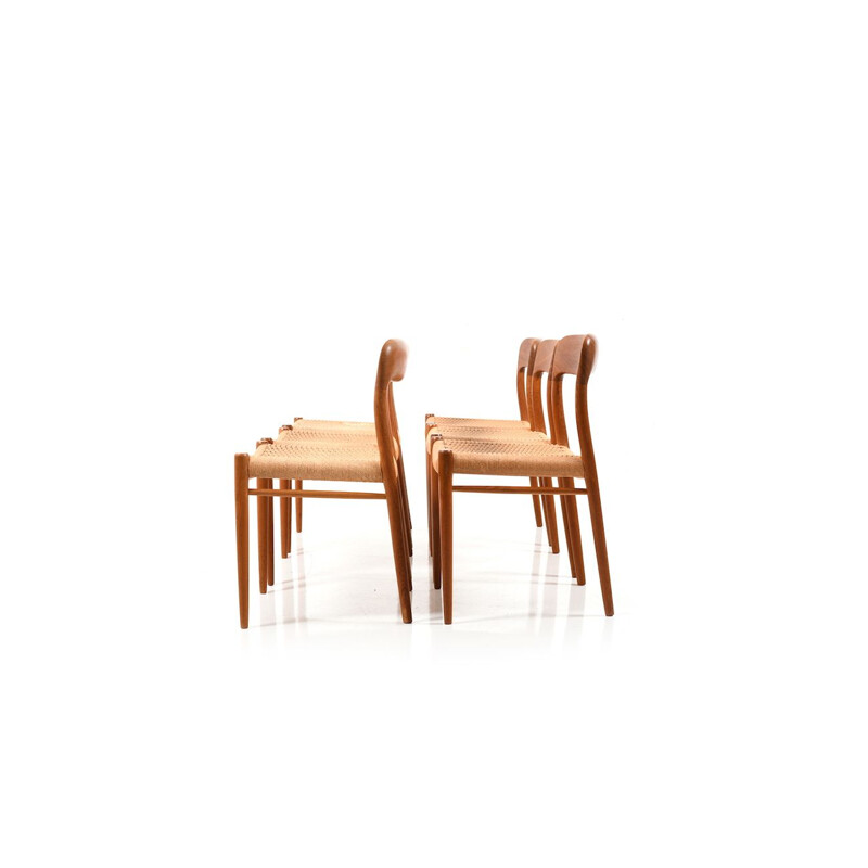 Set of 6 teak chairs by Niels O. Moller