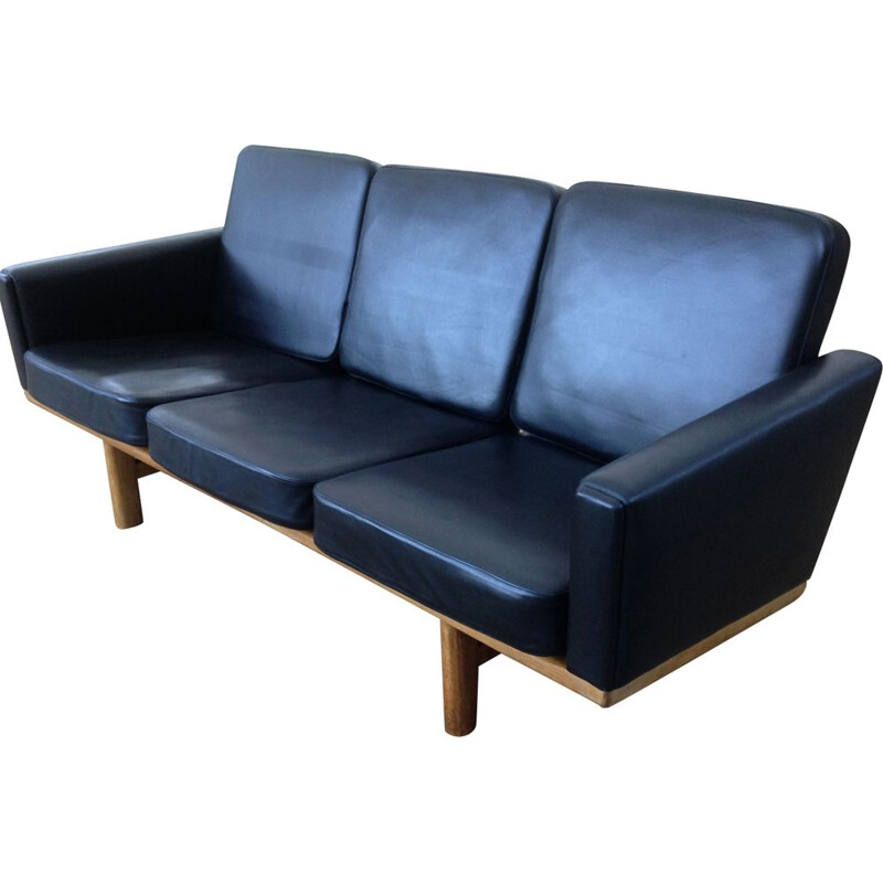 Vintage H.J.Wegner 2363 sofa for Getama in black leather