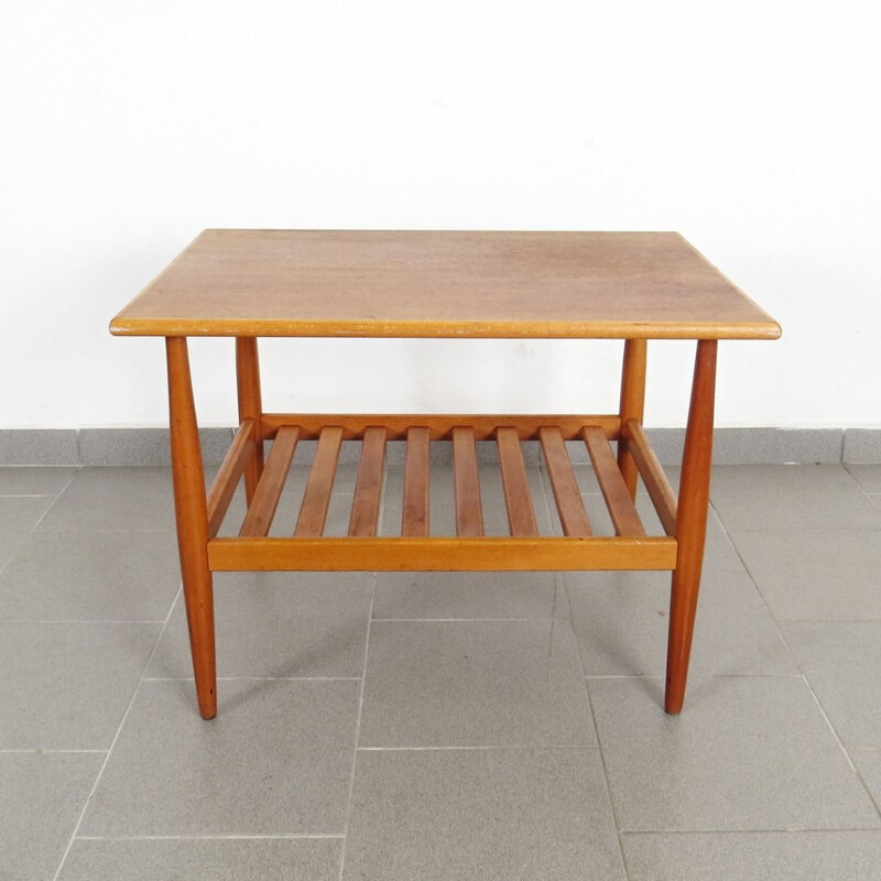 Vintage side table in teak