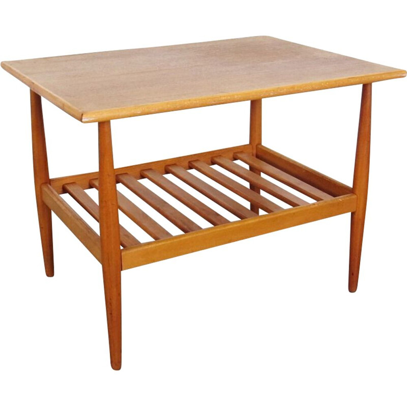 Vintage side table in teak