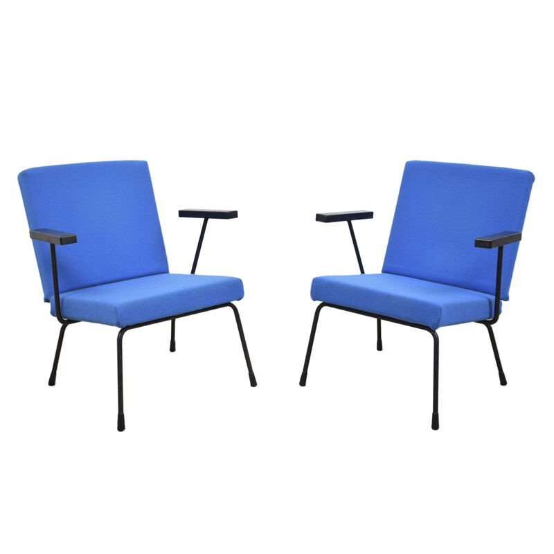 Set of 2 vintage armchair model 1401  by Wim Rietveld for Gipsen