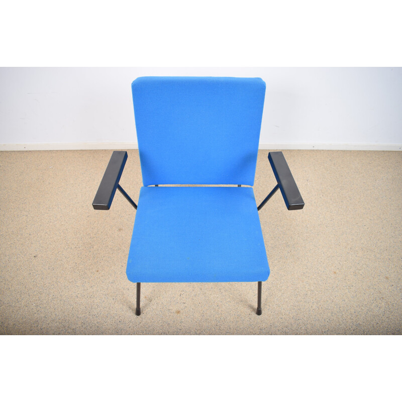 Set of 2 vintage armchair model 1401  by Wim Rietveld for Gipsen
