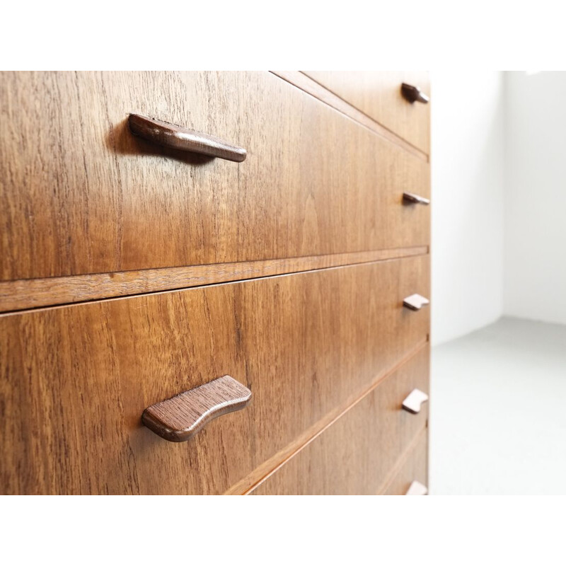 Vintage Danish chest of 6 drawers in teak