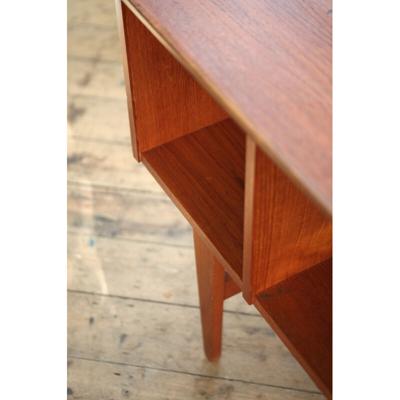 Vintage scandinavian desk in teak from the 60s