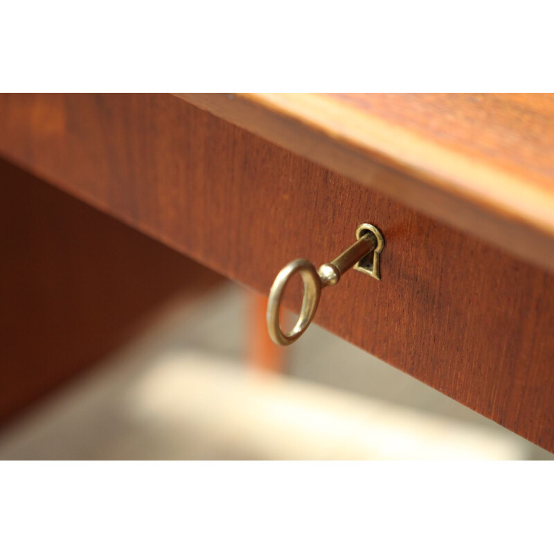 Vintage scandinavian desk in teak from the 60s