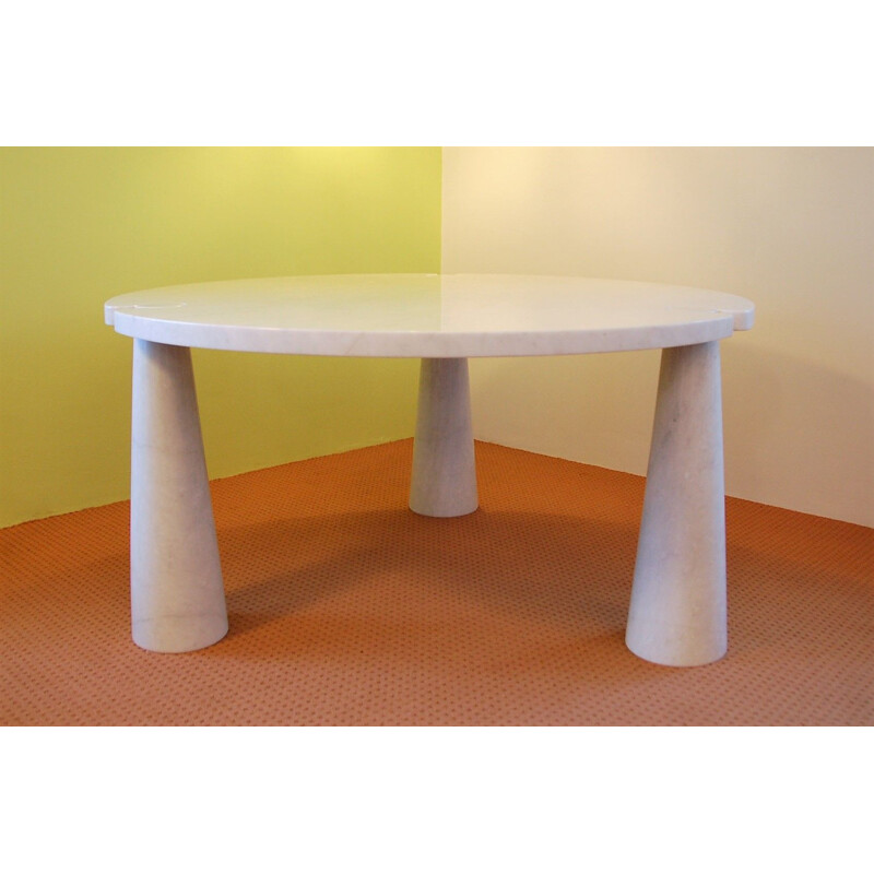 Eros dining table in marble by Angelo Mangiarotti