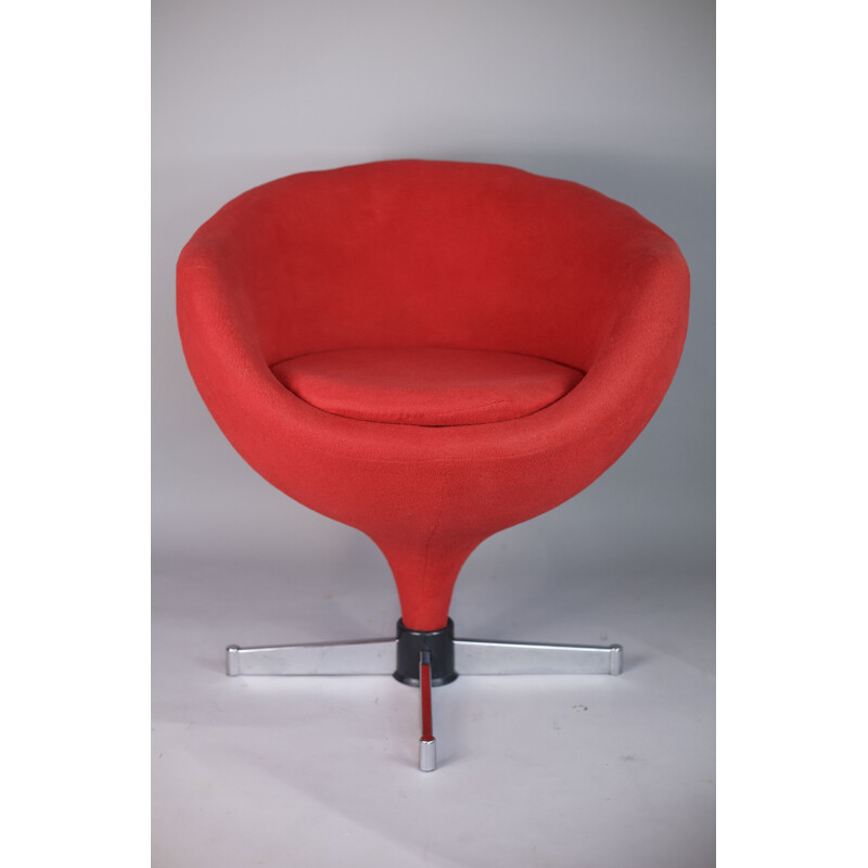 Red Luna chair by Pierre Guariche for Meurop