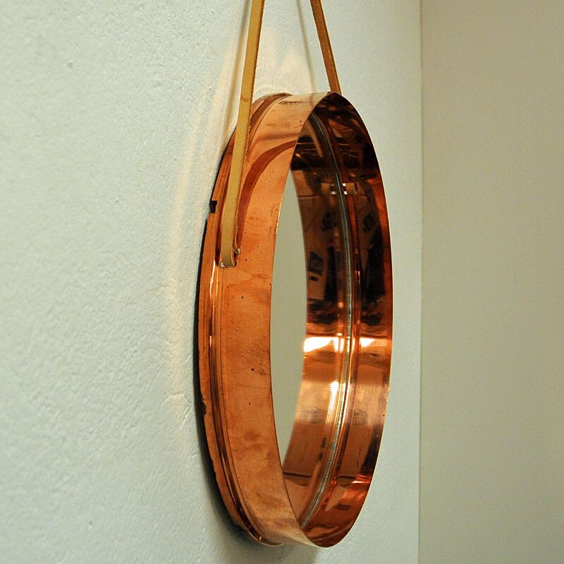 Scandinavian mirror with copper frame