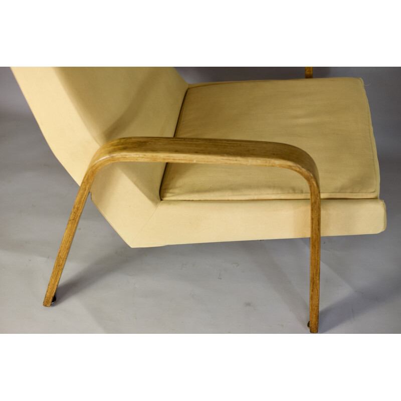 Sillón de madera de ARP para Steiner