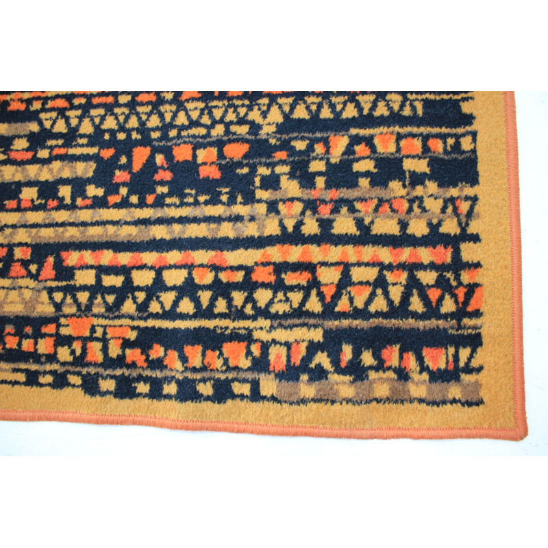 Vintage rug in wool 1950