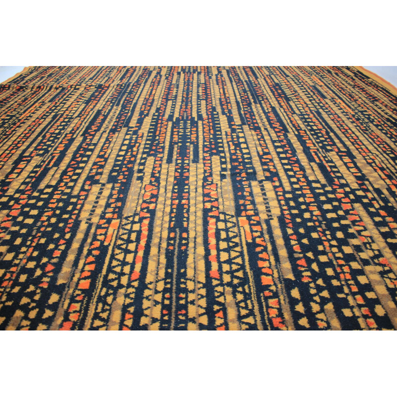 Vintage rug in wool 1950
