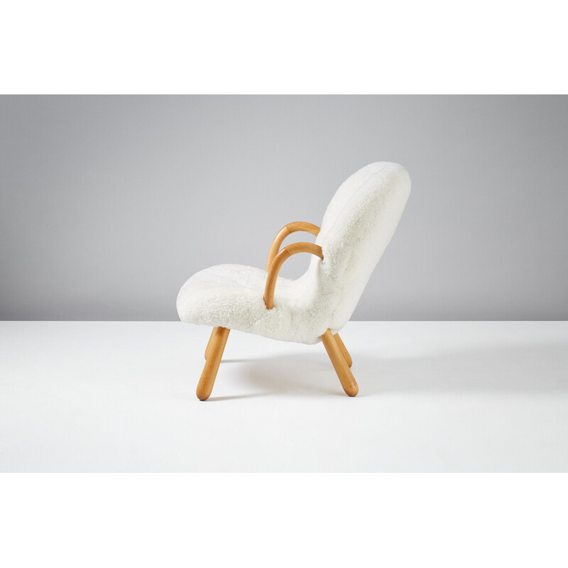 Vintage Clam chair for Nordisk Staal & Mobel Central in sheepskin