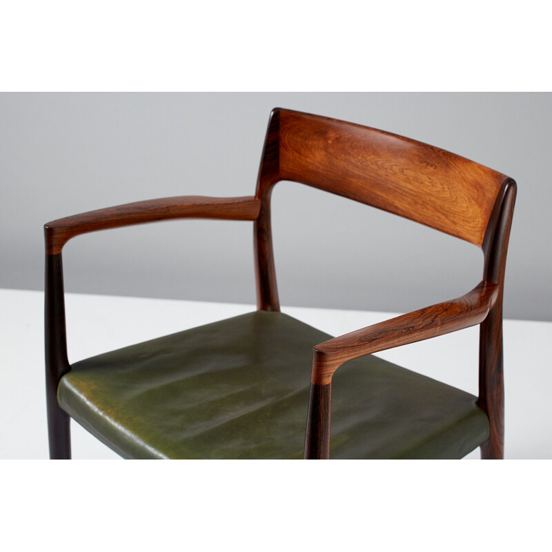 Vintage Model 57 Armchair in rosewood and leather 1950