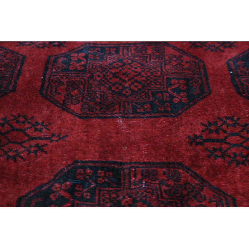 Vintage rood wollen tapijt, Tsjechoslowakije 1980