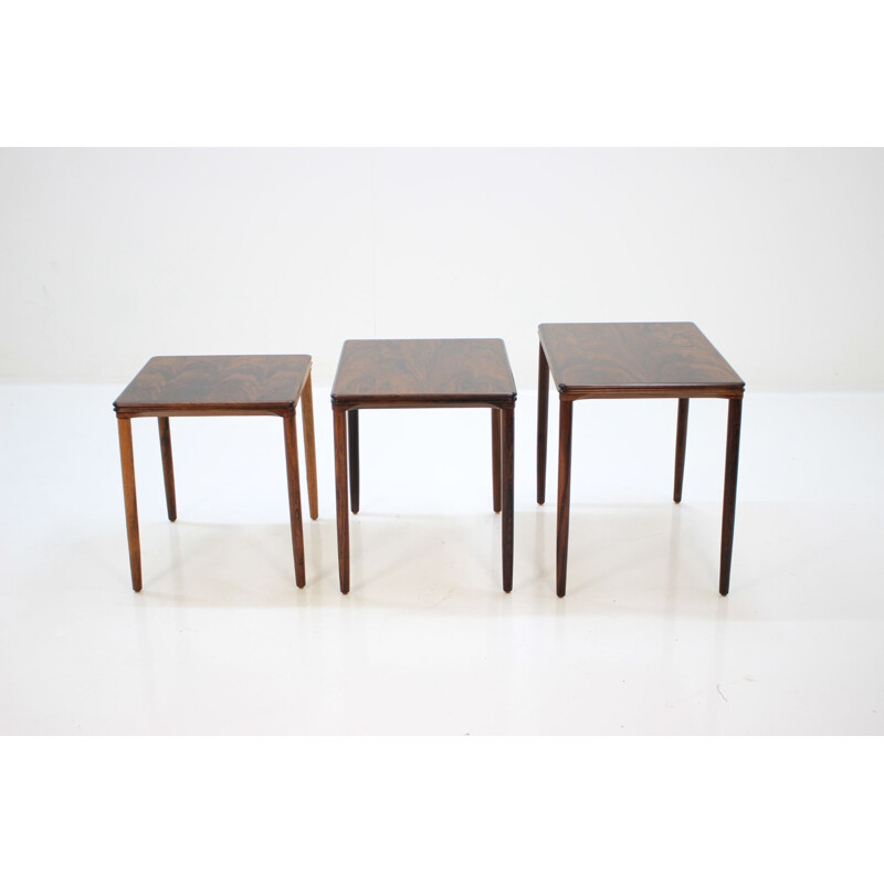 Vintage danish nesting tables in rosewood 1960