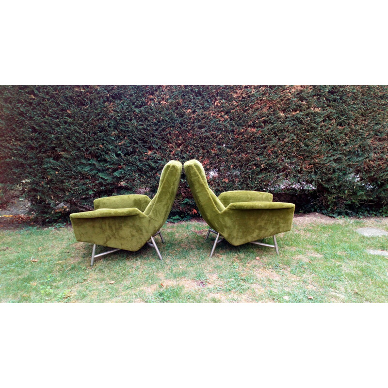 Pair of vintage armchairs for Claude Delor in velvet 1950