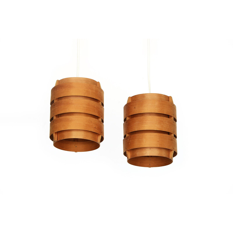 Pair of vintage T 449 pendant lights by Jacoksson in pine 1960