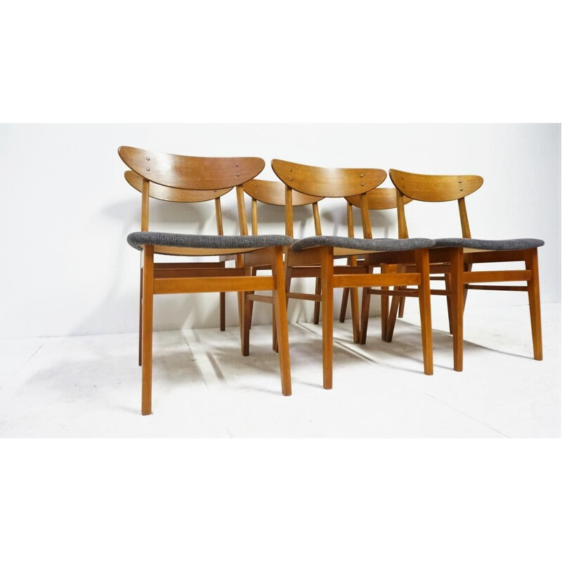 Set of 6 chairs in teak by Farstrup