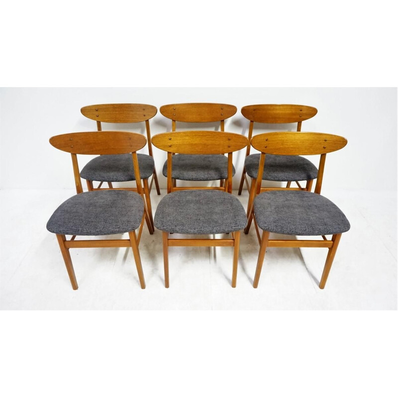 Set of 6 chairs in teak by Farstrup