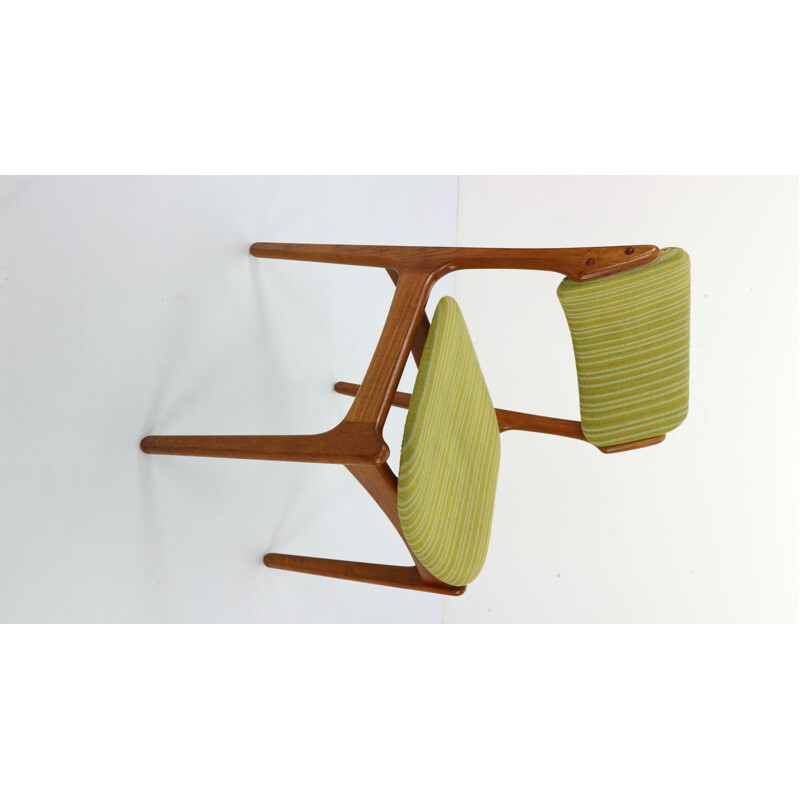 Set of 4 green chairs in teak by Erik Buch, model 49