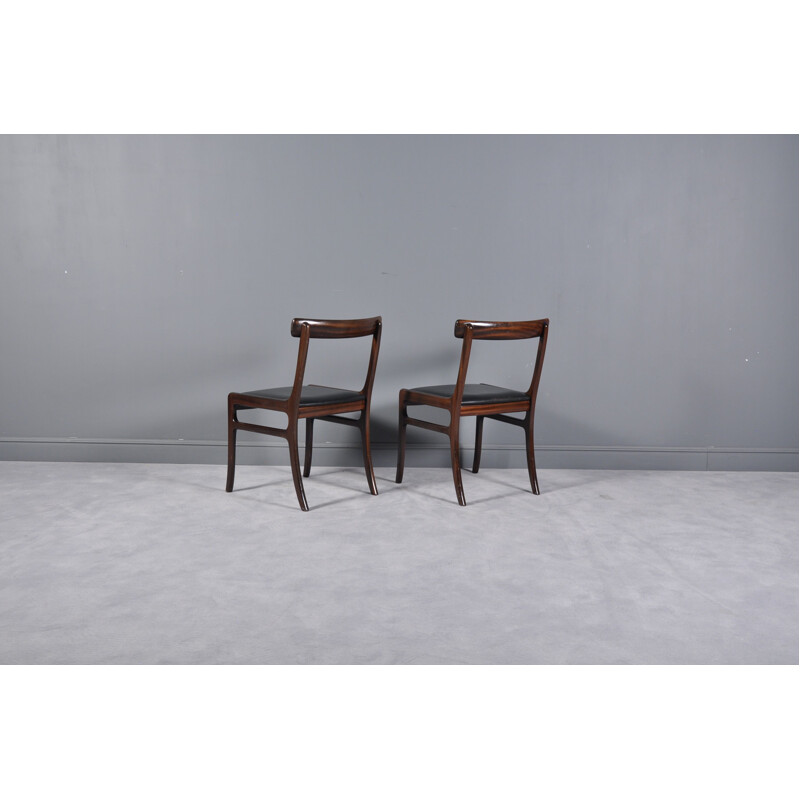 Pair of mahogany chairs by Ole Wanscher for Poul Jeppesen