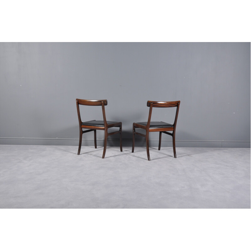 Pair of mahogany chairs by Ole Wanscher for Poul Jeppesen